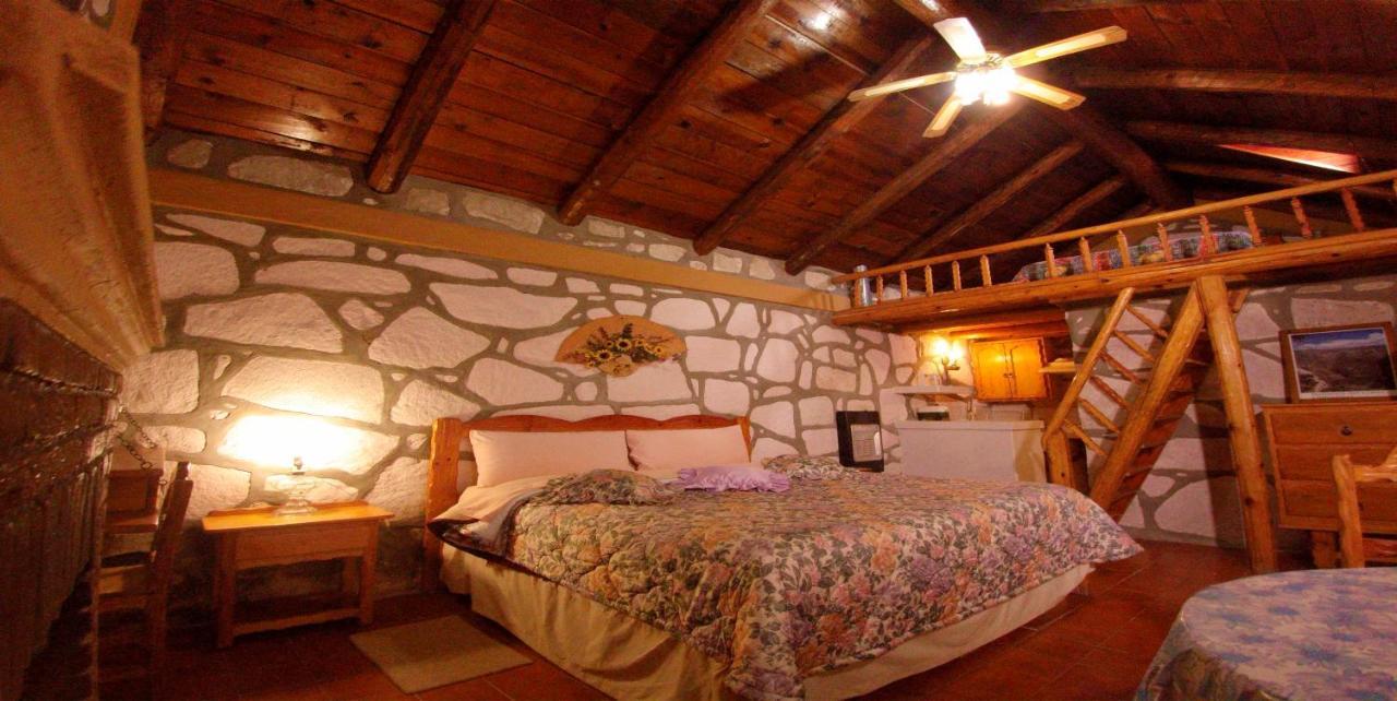 Hotel Mansion Tarahumara Areponapuchi Exterior photo