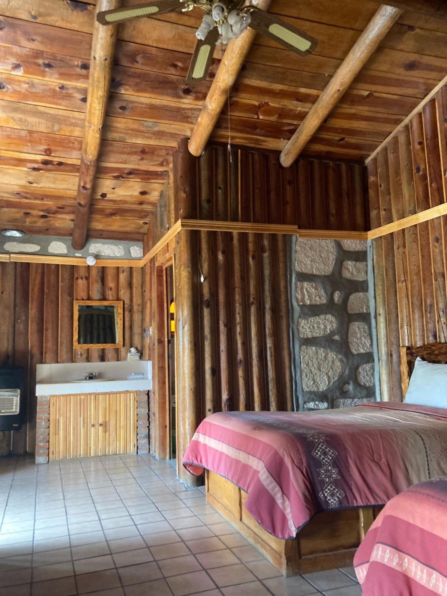 Hotel Mansion Tarahumara Areponapuchi Exterior photo