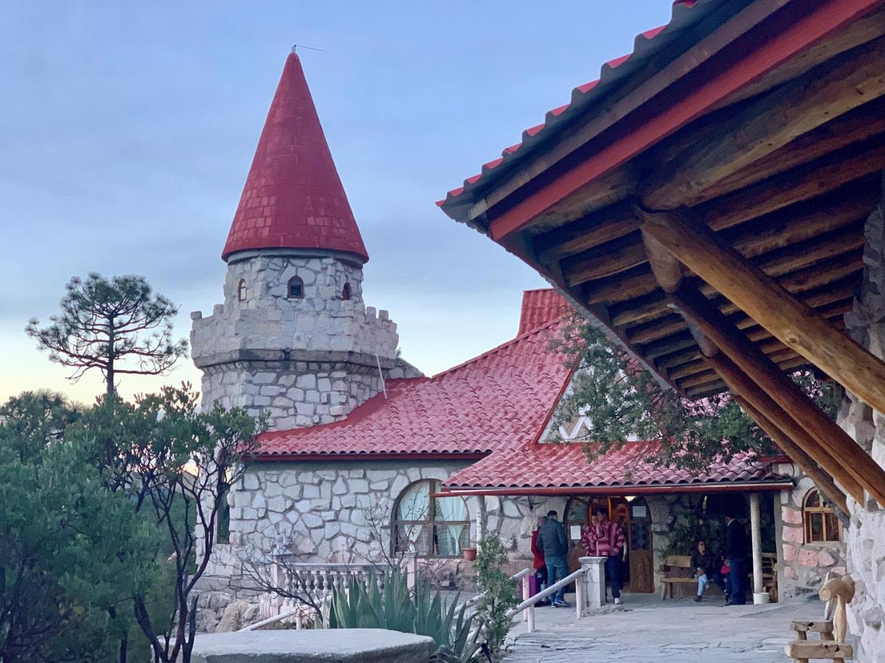 Hotel Mansion Tarahumara Areponapuchi Exterior photo